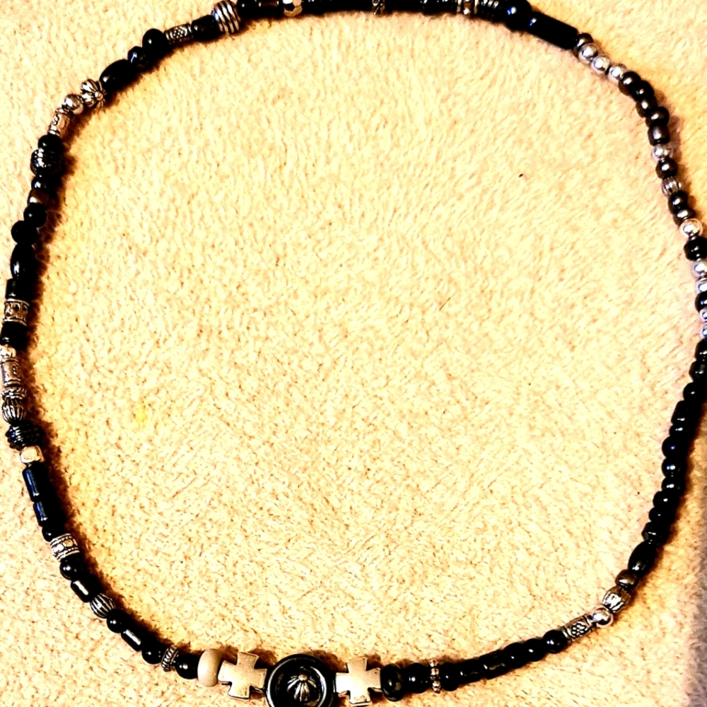 Handmade unisex necklace